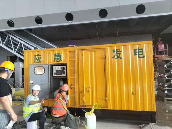 永泰怎样判断空气滤清器是否需要更换？